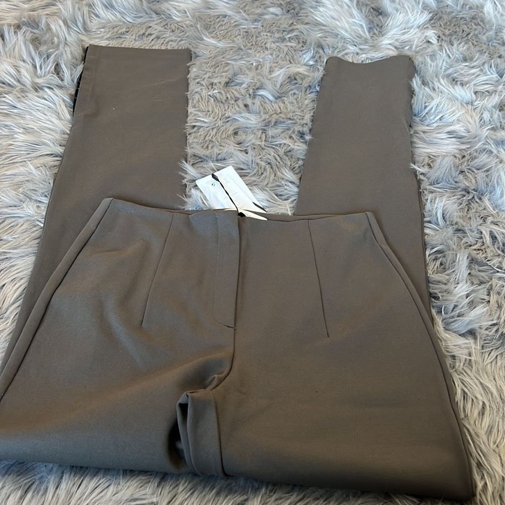 Zara - Picture 4 of 8